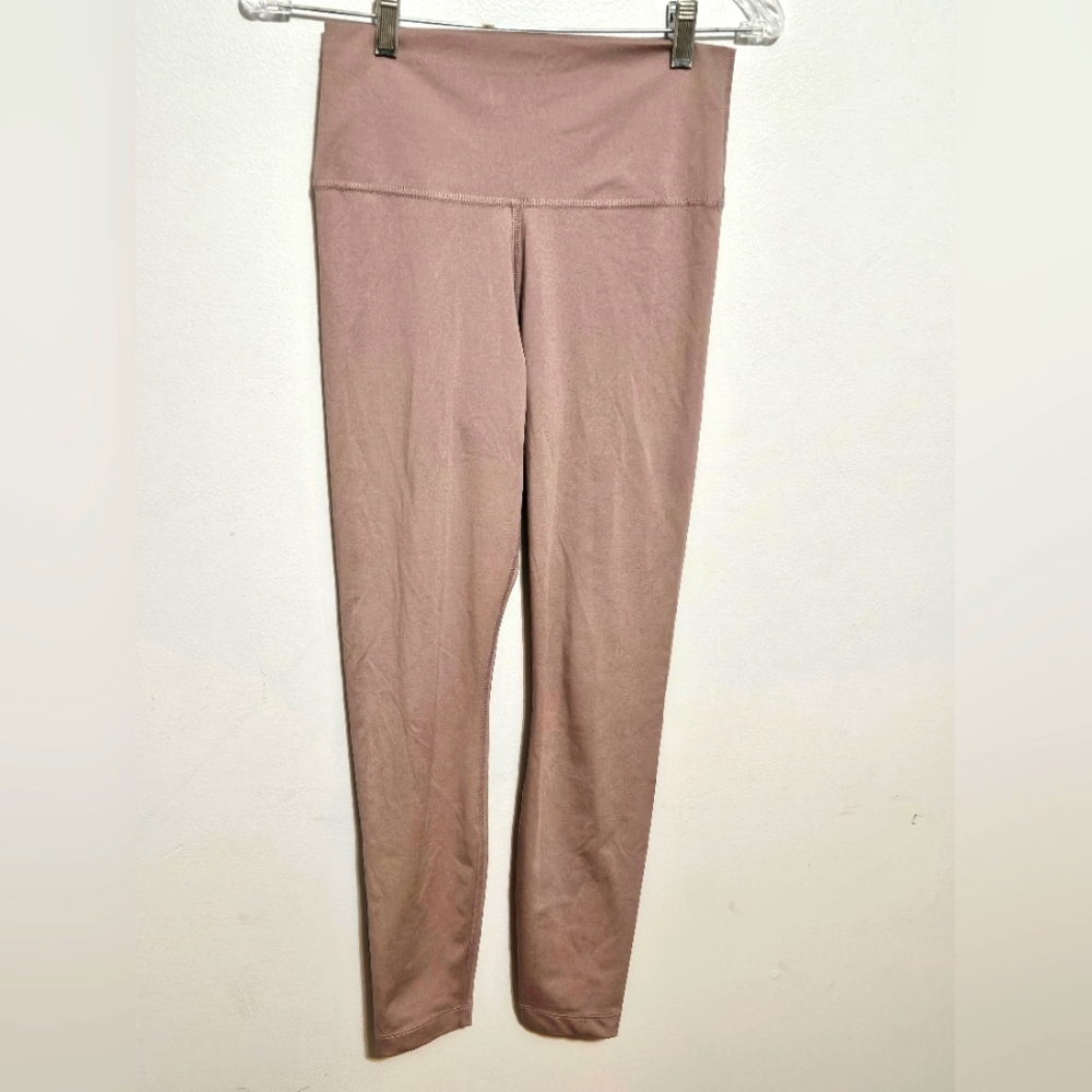 Nike Women's Blush Leggings Size Small